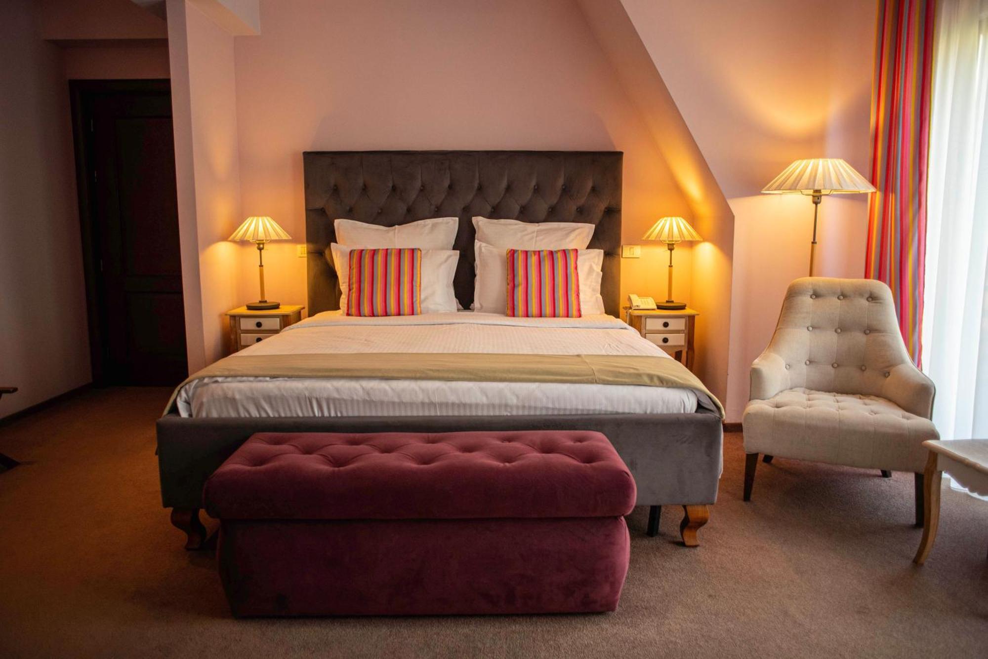 Paj Hotelul Retreat & Spa Sinaia Kültér fotó