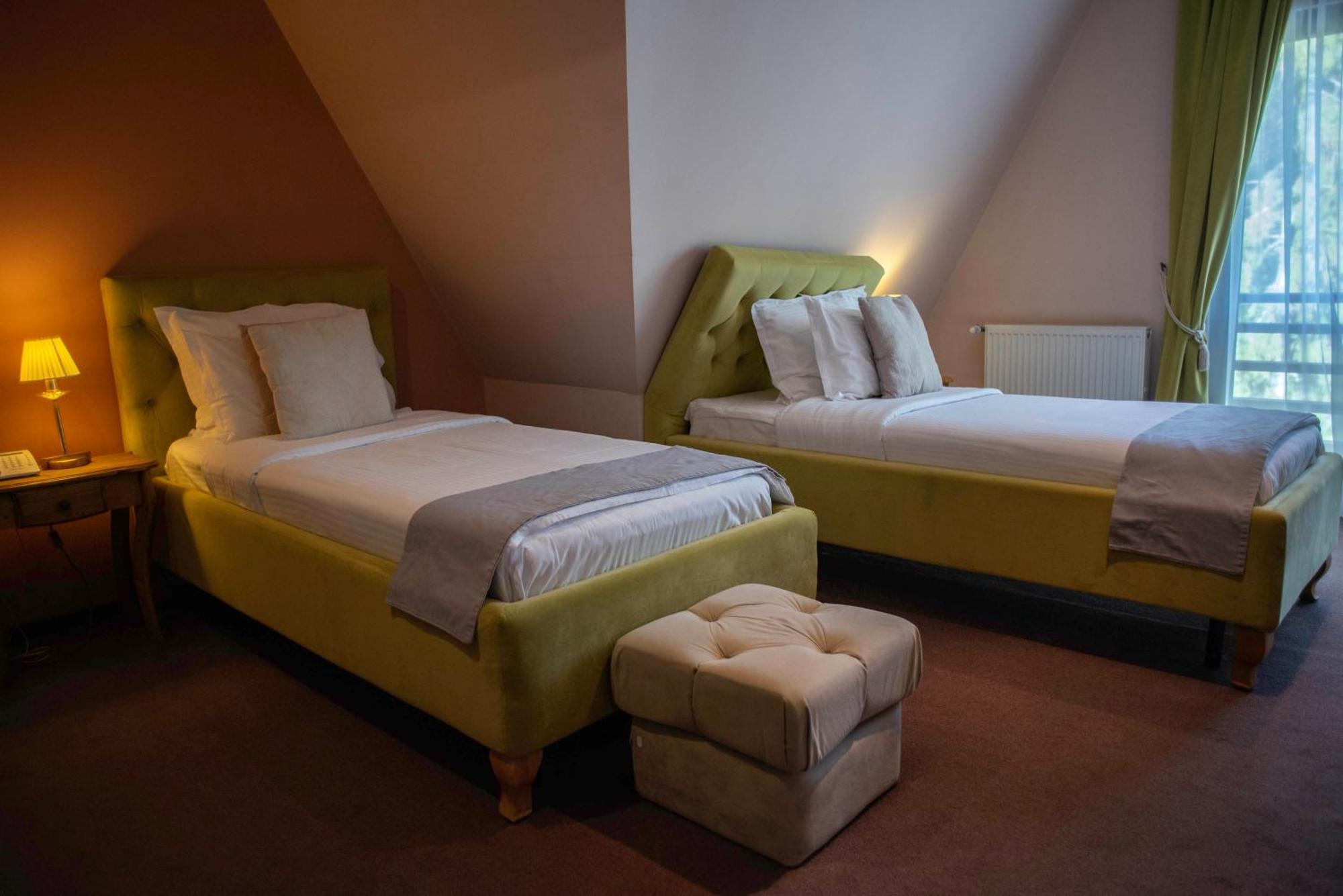 Paj Hotelul Retreat & Spa Sinaia Kültér fotó