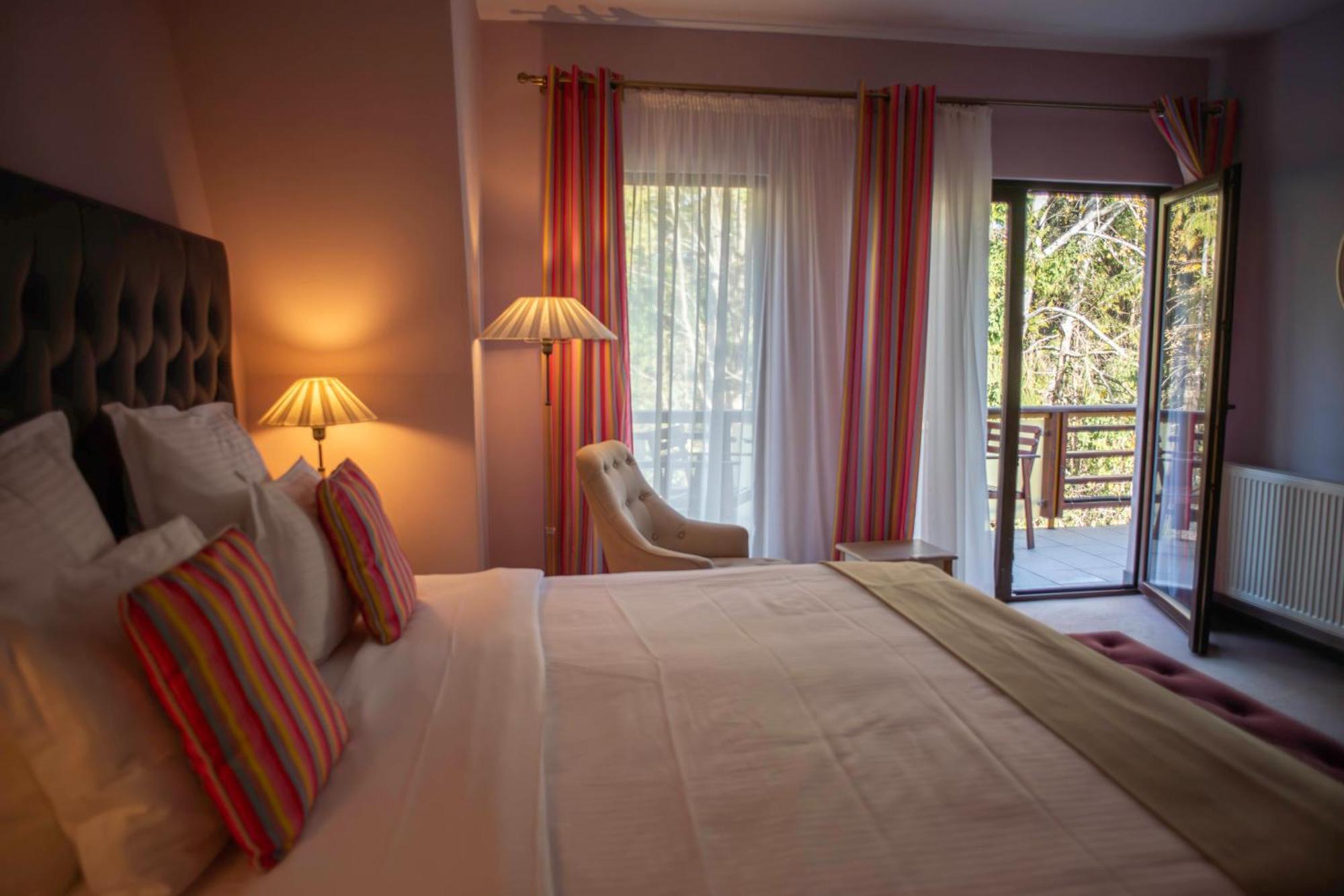Paj Hotelul Retreat & Spa Sinaia Kültér fotó