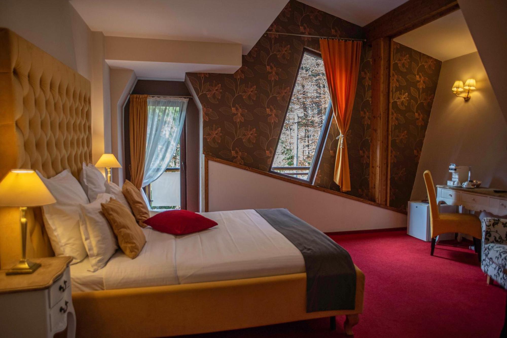 Paj Hotelul Retreat & Spa Sinaia Kültér fotó