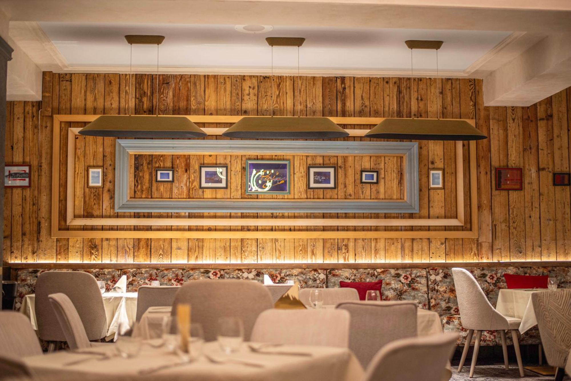 Paj Hotelul Retreat & Spa Sinaia Kültér fotó